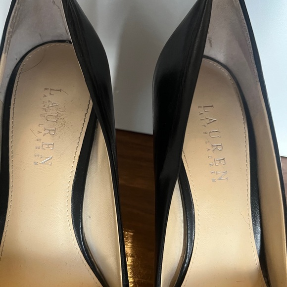 Calvin Klein High Heels Pumps EUC - Picture 7 of 7